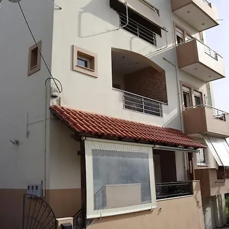 Flat , Near The Aiport Apartment *