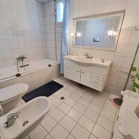 Flat , Near The Aiport Apartment *